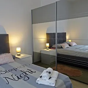  Apartment Denis Kroatien